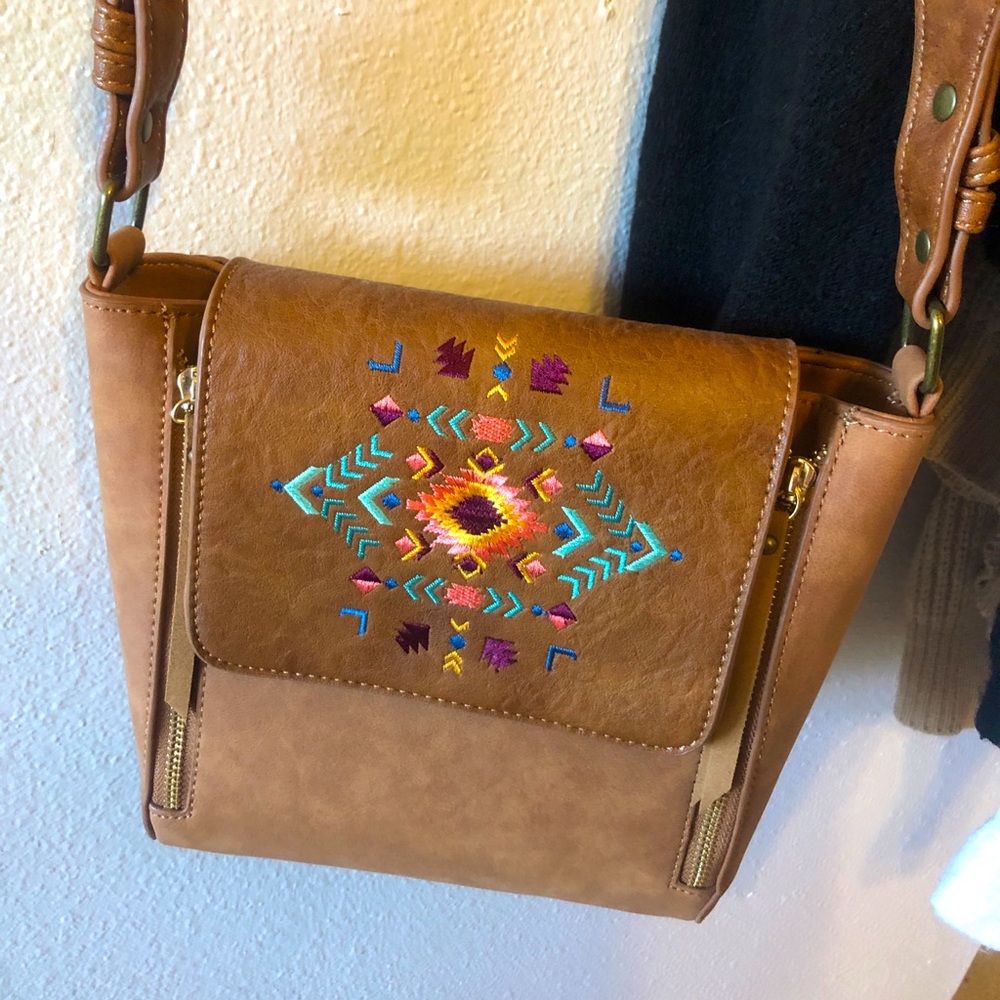 Crossbody purse